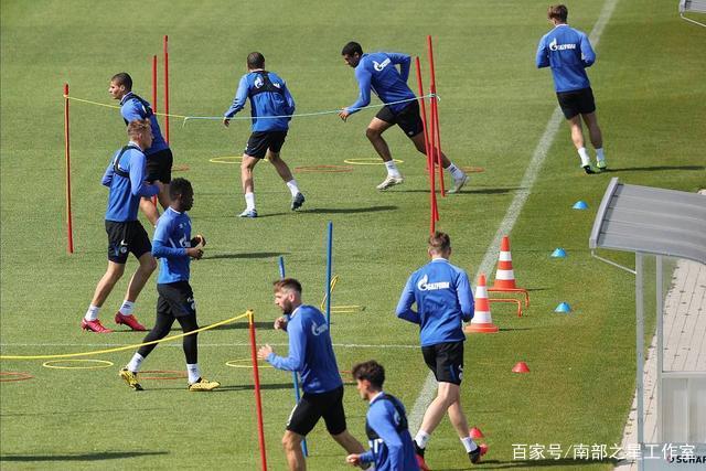 沙特备战海湾杯大幅调整阵容，勒纳尔征多名旧部